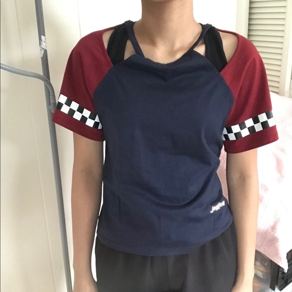 Top - Picture 4 of 5